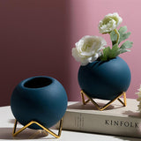 Modern Ceramic Flower Pot with Metal Stand